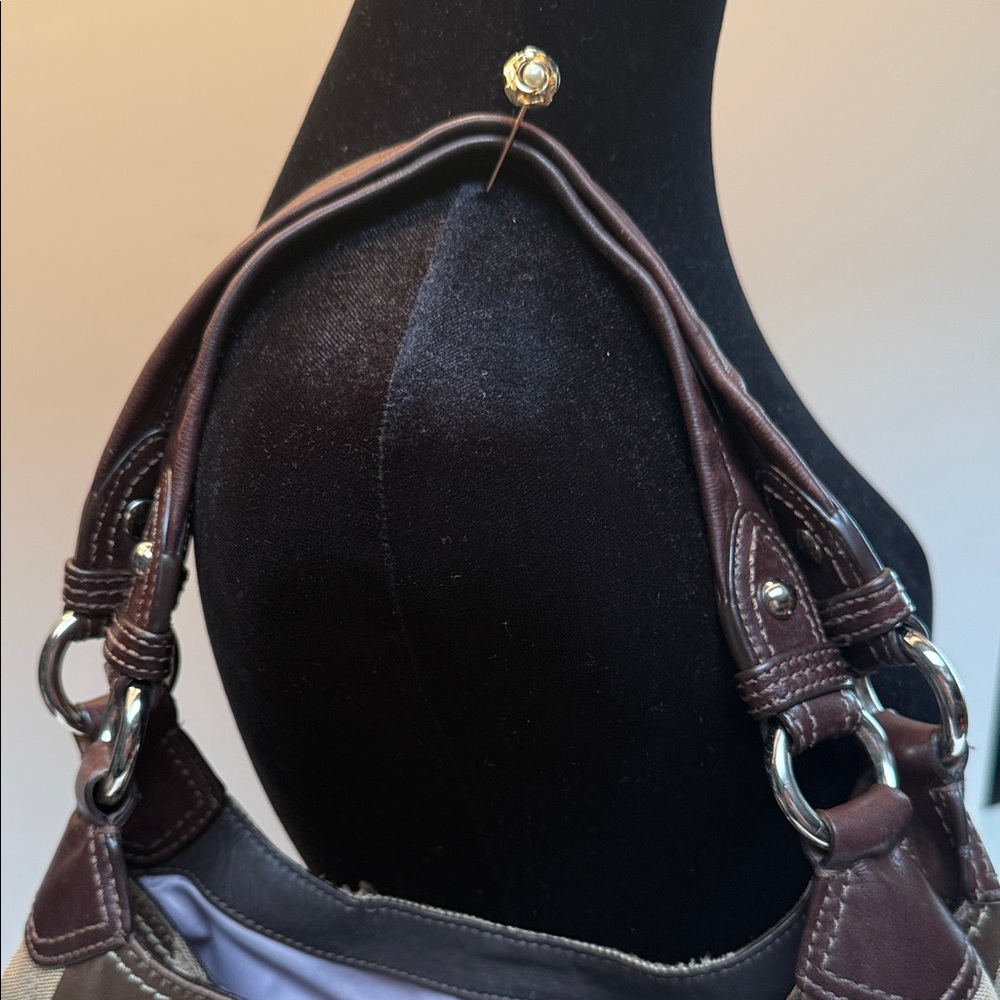 Coach Brown and Tan Signature Shoulder Bag - Picture 2 of 13